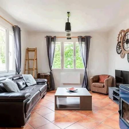 Apartment Jolie T4 La Zoune Avec Jardin 8 Personnes Chorges