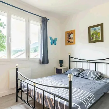 Jolie T4 La Zoune Avec Jardin 8 Personnes *
